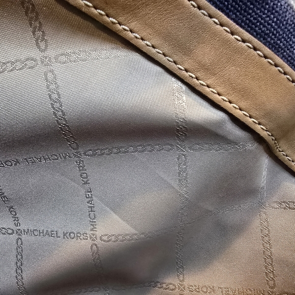 Michael Kors Mercer Large Canvas Leather Concertible Tote Navy Cream Tan - Picture 13 of 16